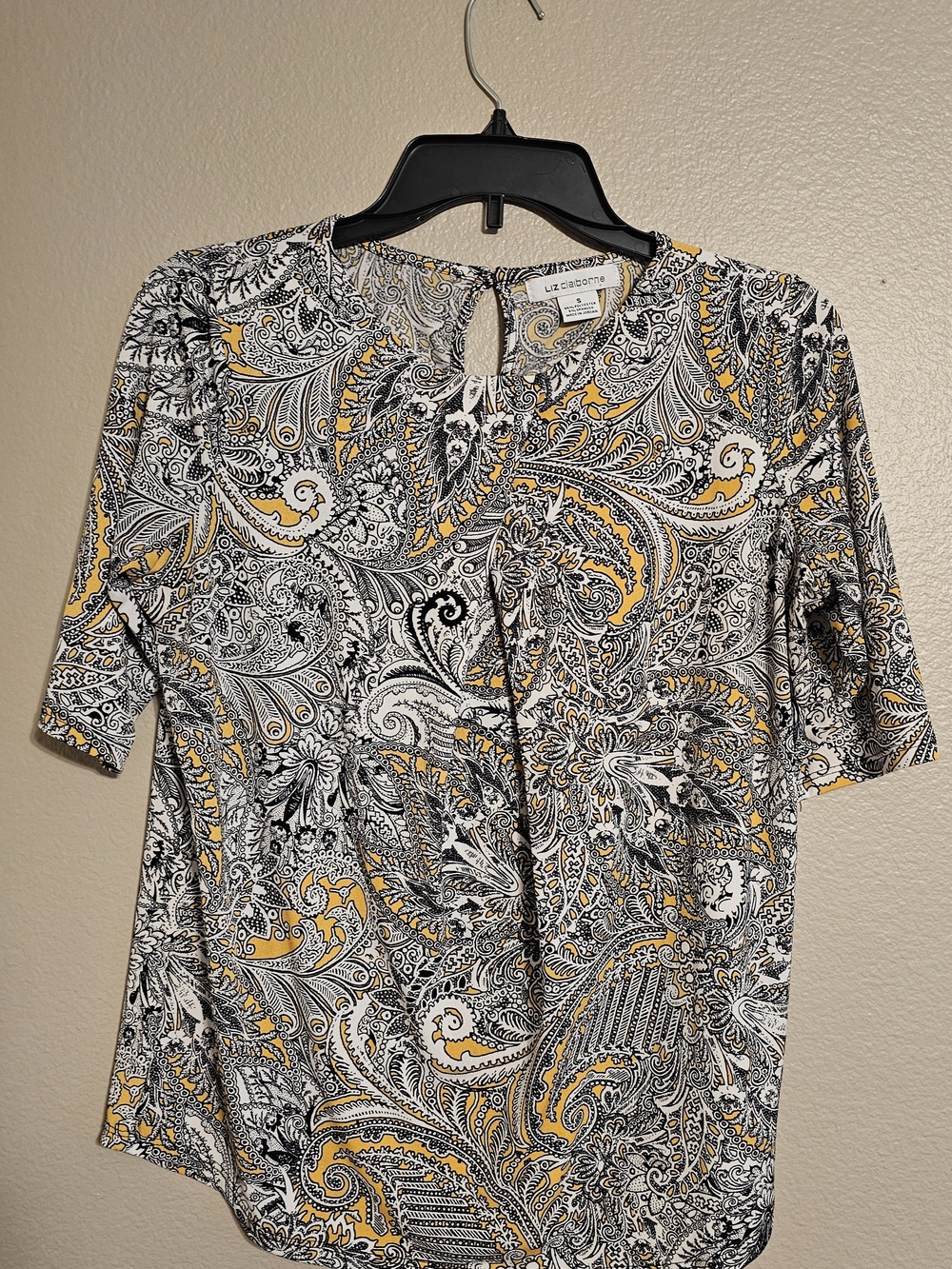 Liz Claiborne Black, White & Yellow Paisley Keyhole Blouse